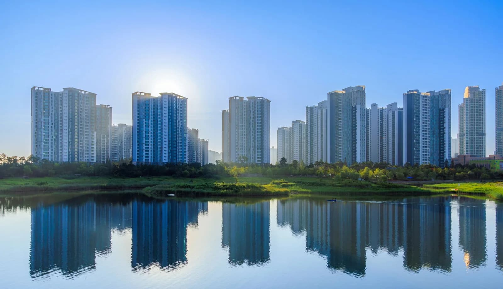 옥정중앙역 대방 디에트르 인근 옥정호수공원 수변·산책로 전경
