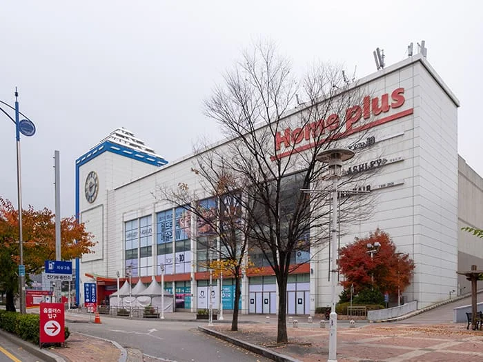 홈플러스 김포풍무점 전경 - e편한세상 시티 풍무역 주변 시설